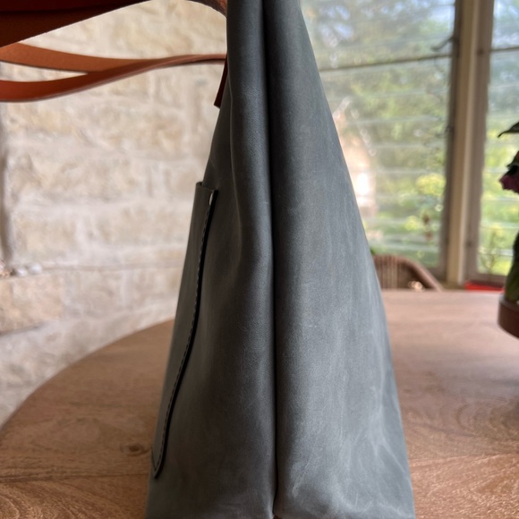 Portland Leather Goods Storm Tote - Picture 5 of 6